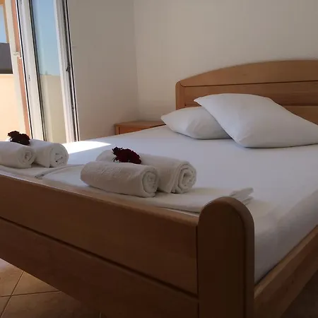Crnjac Apartment *